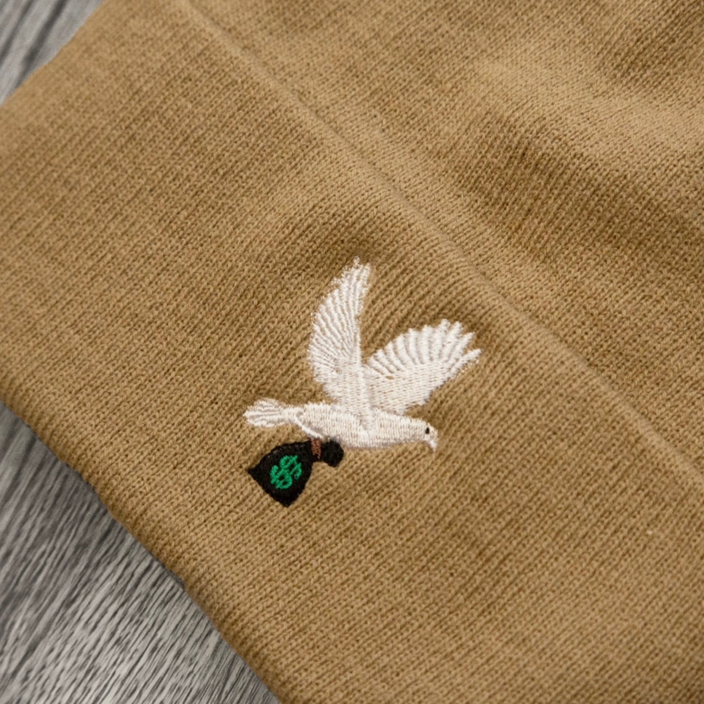 MONEY DOVE BEANIE - BEIGE